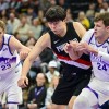 季前赛-杨瀚森3分0板+6犯毕业 爵士险胜开拓者